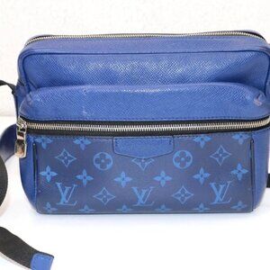 Louis Vuitton Cobalt Blue Taiga Leather Monogram Canvas Outdoor Messenger Bag